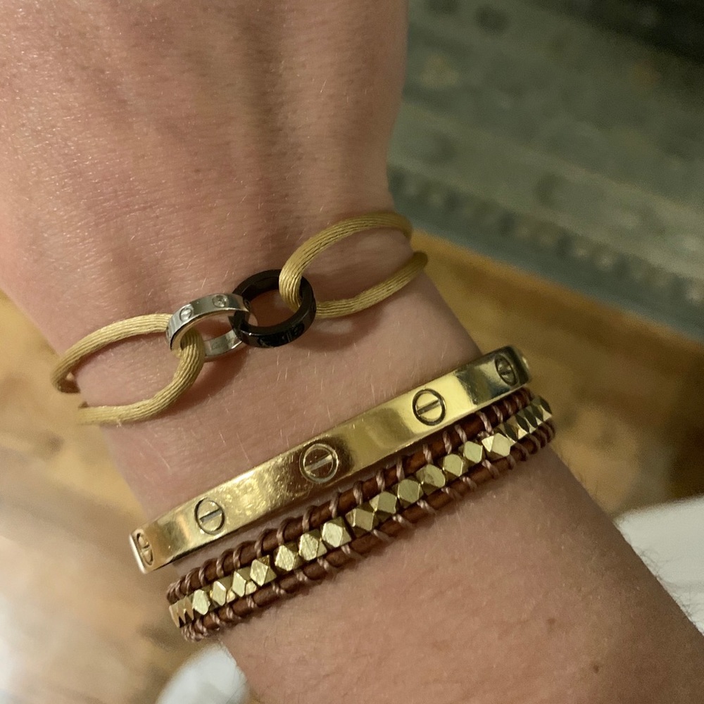 TRADED-Cartier love yellow gold